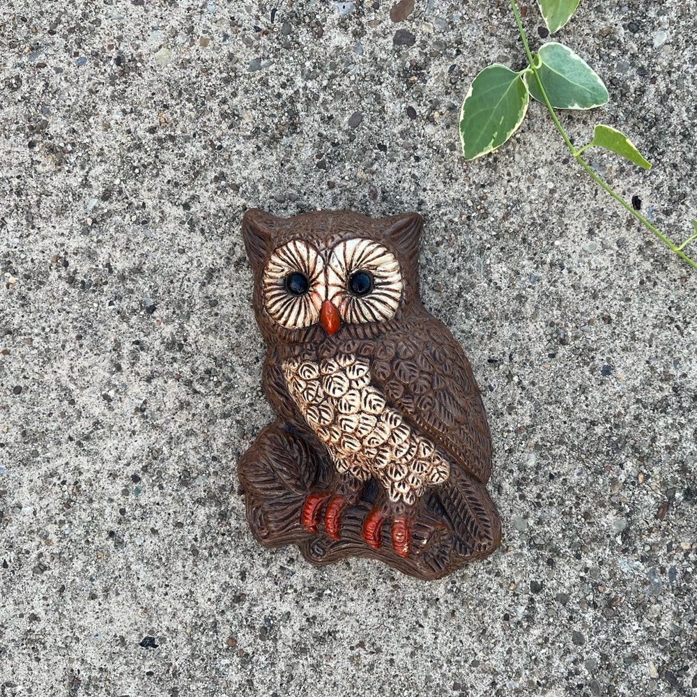 Vintage 1980 owl wall hanging - signed “mom.”